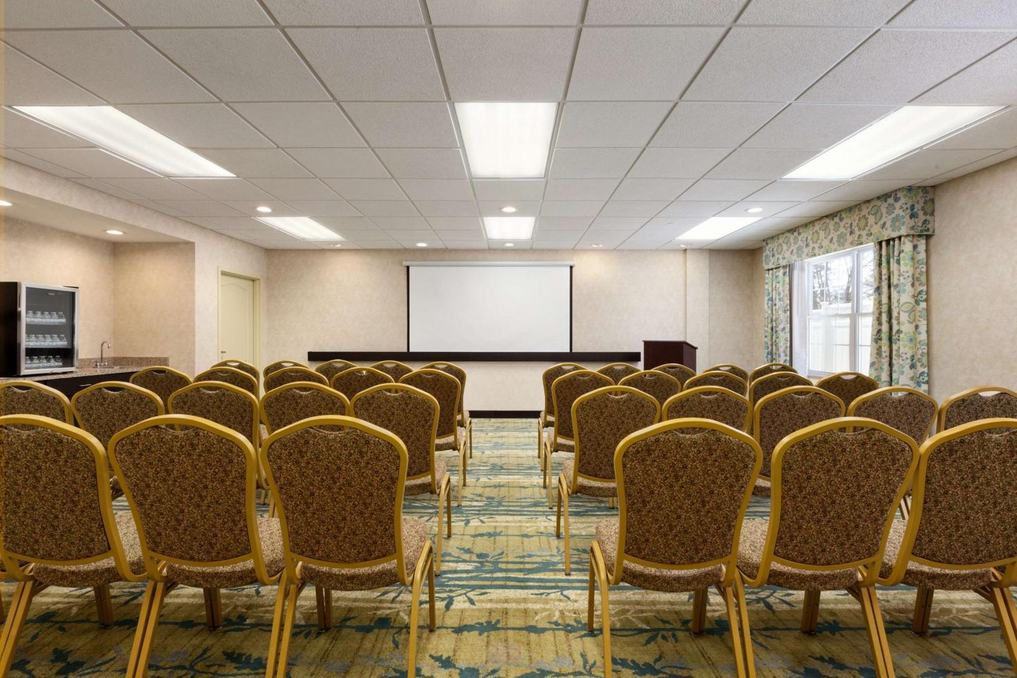 Hampton Inn Dover Eksteriør billede