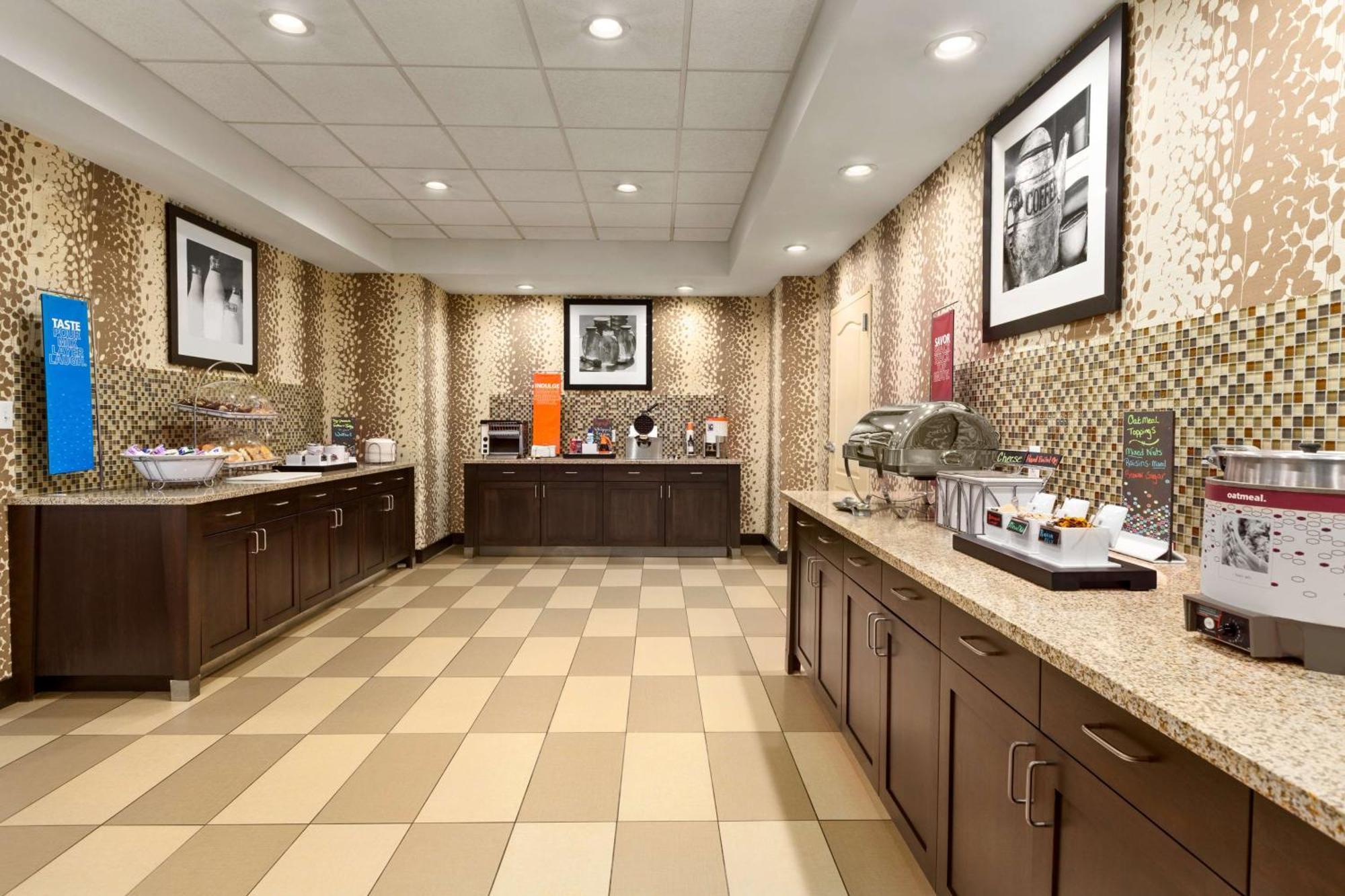 Hampton Inn Dover Eksteriør billede