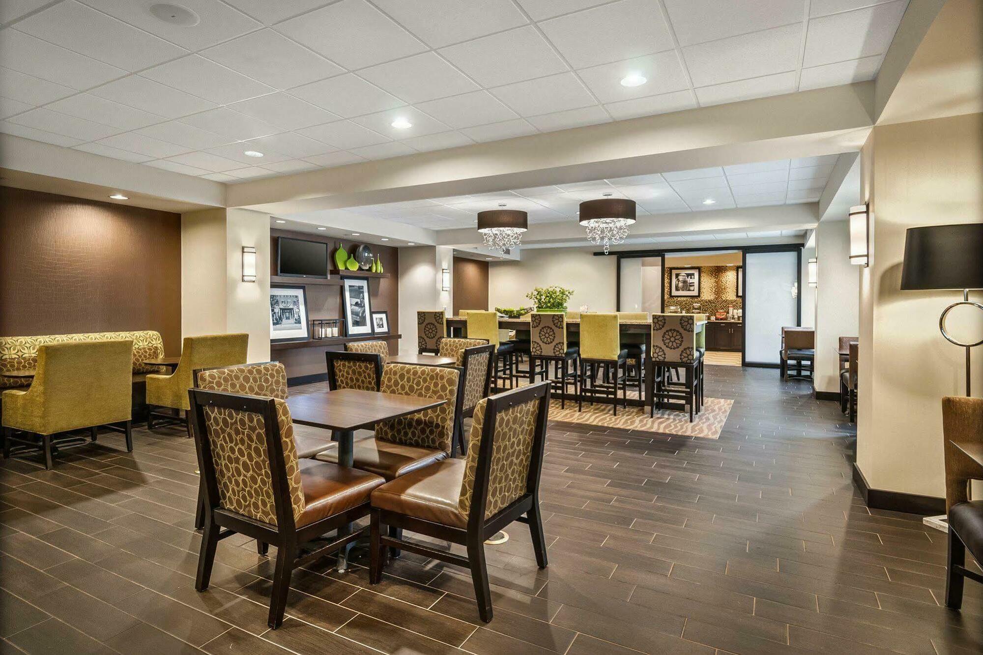 Hampton Inn Dover Eksteriør billede